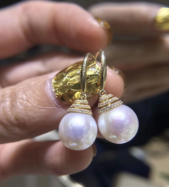 White Pearl Pendant and Earring Set with 18K Gold
