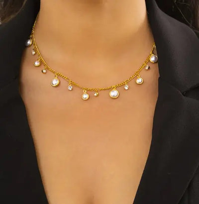 Baroque Pearl Buckle Necklace