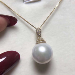 White Pearl Pendant and Earring Set with 18K Gold