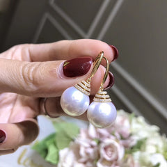 White Pearl Pendant and Earring Set with 18K Gold
